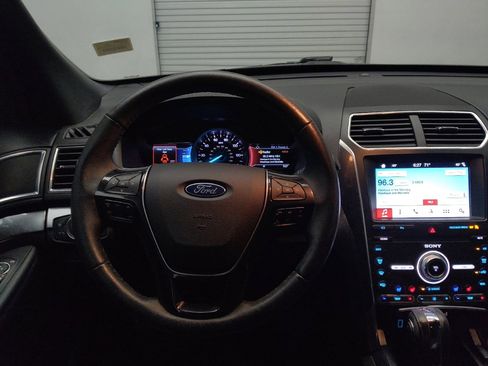 Used 2019 Ford Explorer Limited FWD image 22