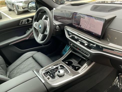 New 2026 BMW X5 M60i image 32