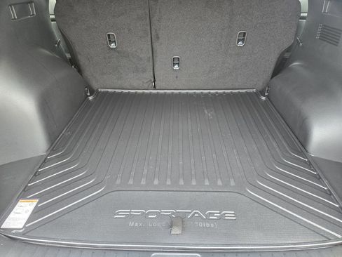 New 2026 Kia Sportage LX FWD image 21