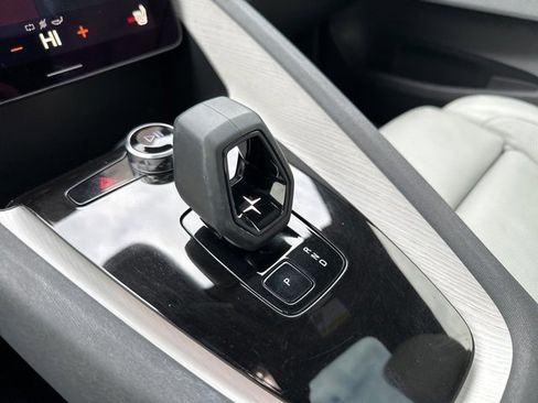 Used 2024 Polestar Polestar 2 image 17