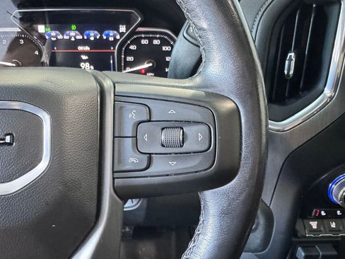 Used 2022 GMC Sierra 2500 Denali w/ Denali Ultimate Package image 17