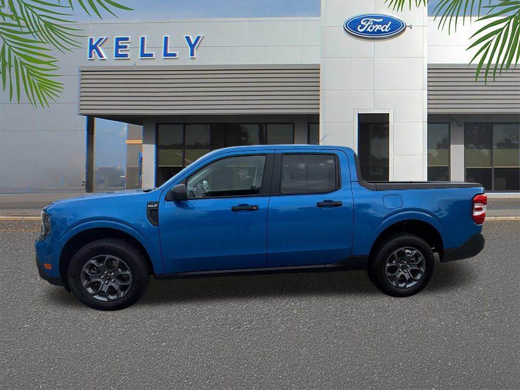 Used 2026 Ford Maverick XLT AWD/4WD image 2
