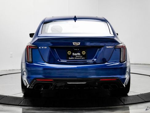 Used 2022 Cadillac CT5 V Blackwing image 10