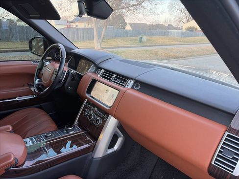 Used 2017 Land Rover Range Rover Long Wheelbase Autobiography image 19