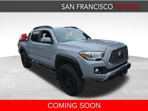 Certified 2019 Toyota Tacoma TRD Off-Road AWD/4WD image 1