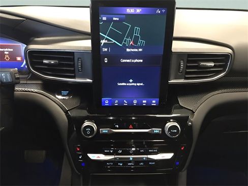 Used 2024 Ford Explorer ST w/ Equipment Group 401A image 21