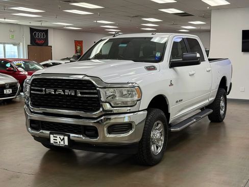 Used 2022 RAM 2500 Big Horn AWD/4WD image 4