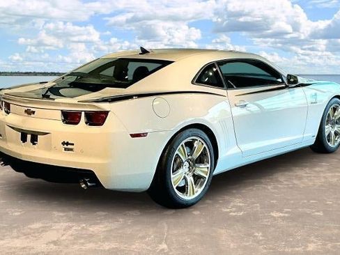 Used 2011 Chevrolet Camaro SS w/ RS Package RWD image 6