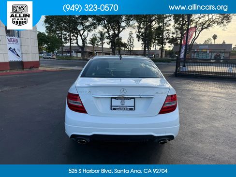 Used 2013 Mercedes-Benz C 300 4MATIC Sedan image 5