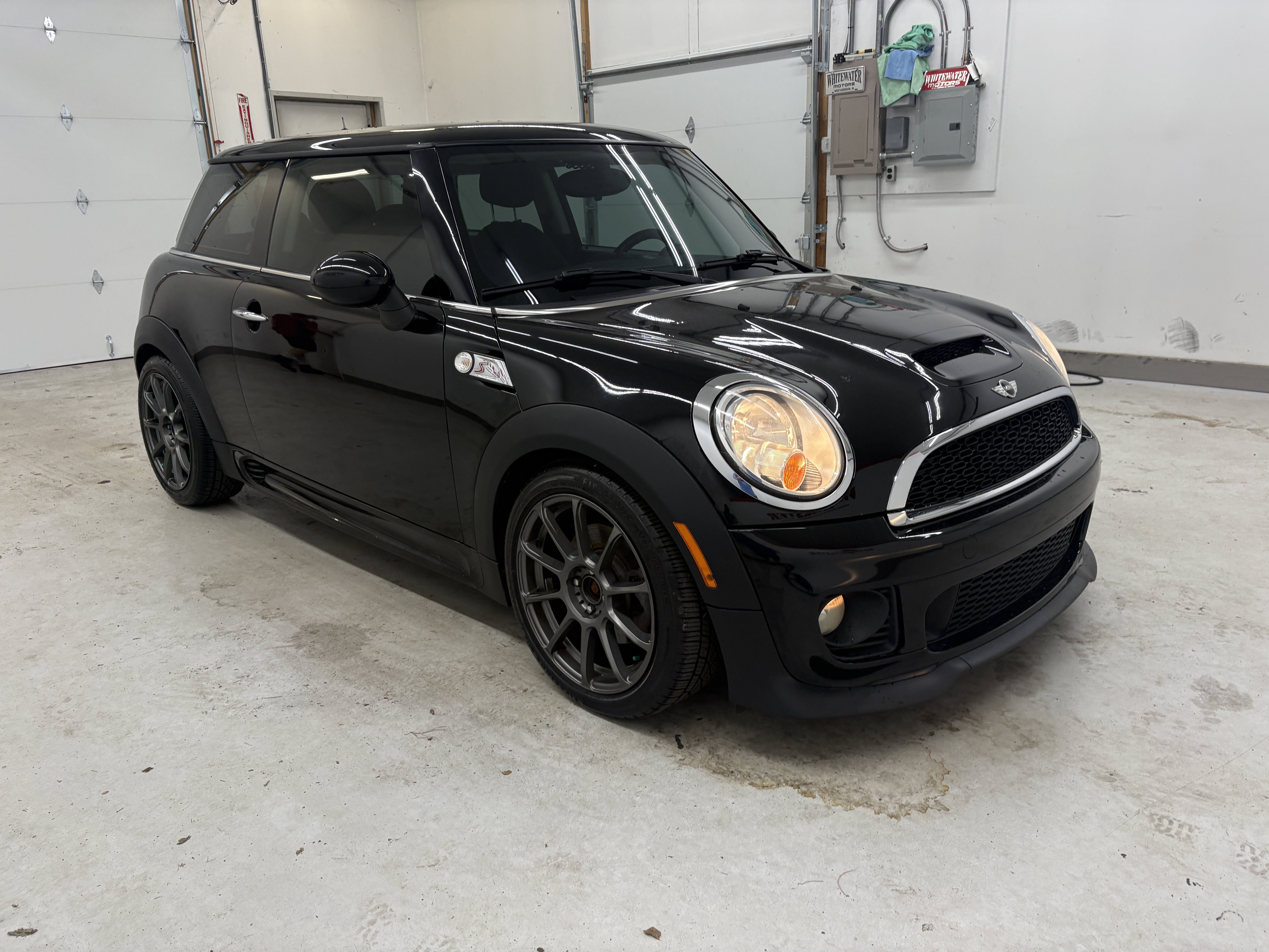 Used 2013 MINI Cooper S FWD image 5