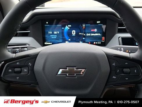 New 2027 Chevrolet Bolt LT w/ Comfort Package FWD image 13