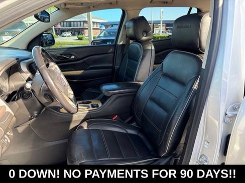 Used 2018 GMC Acadia Denali w/ Technology Package FWD image 14