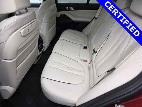 Used 2024 BMW X5 M60i image 14