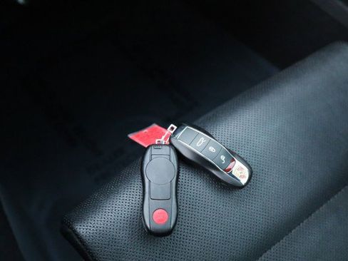 Used 2017 Porsche 911 Carrera image 39