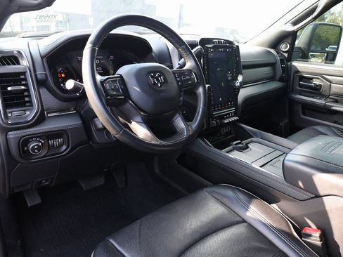 Used 2023 RAM 3500 Limited image 15