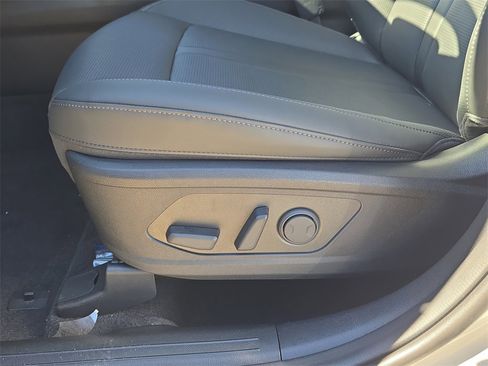 New 2026 Kia Sorento S image 19