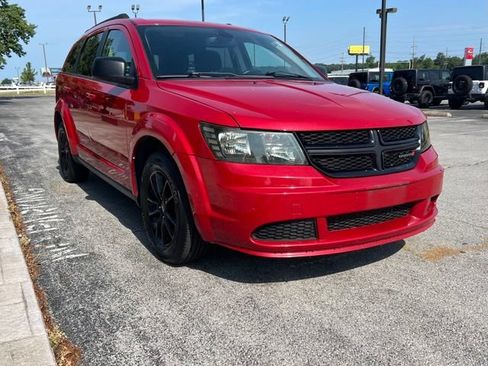 Used 2020 Dodge Journey SE w/ SE Popular Equipment Group FWD image 5