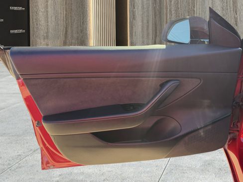 Used 2019 Tesla Model 3 Standard Range Plus image 23