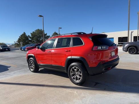 Used 2021 Jeep Cherokee Trailhawk image 6