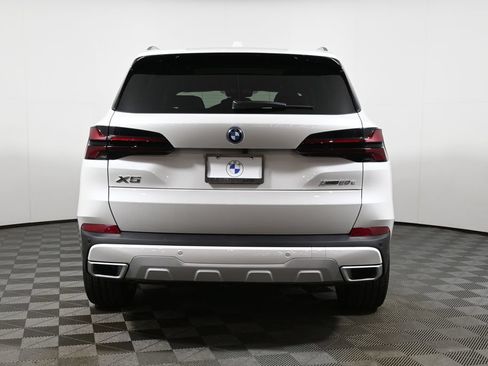 Used 2026 BMW X5 xDrive50e AWD/4WD image 6