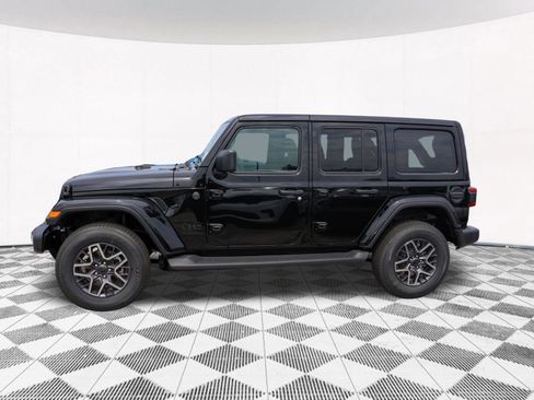 New 2026 Jeep Wrangler Unlimited Sahara AWD/4WD image 8