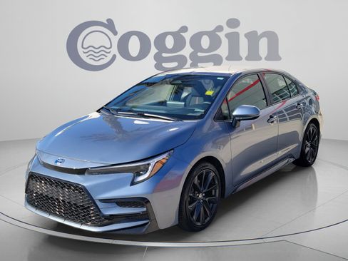 Used 2024 Toyota Corolla SE FWD image 1