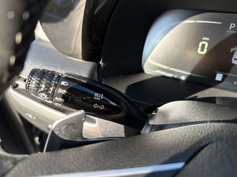 Used 2025 Hyundai Palisade SEL FWD image 32