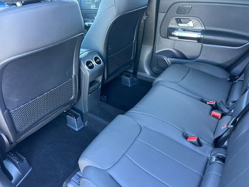 New 2026 Mercedes-Benz GLB 250 4MATIC image 4
