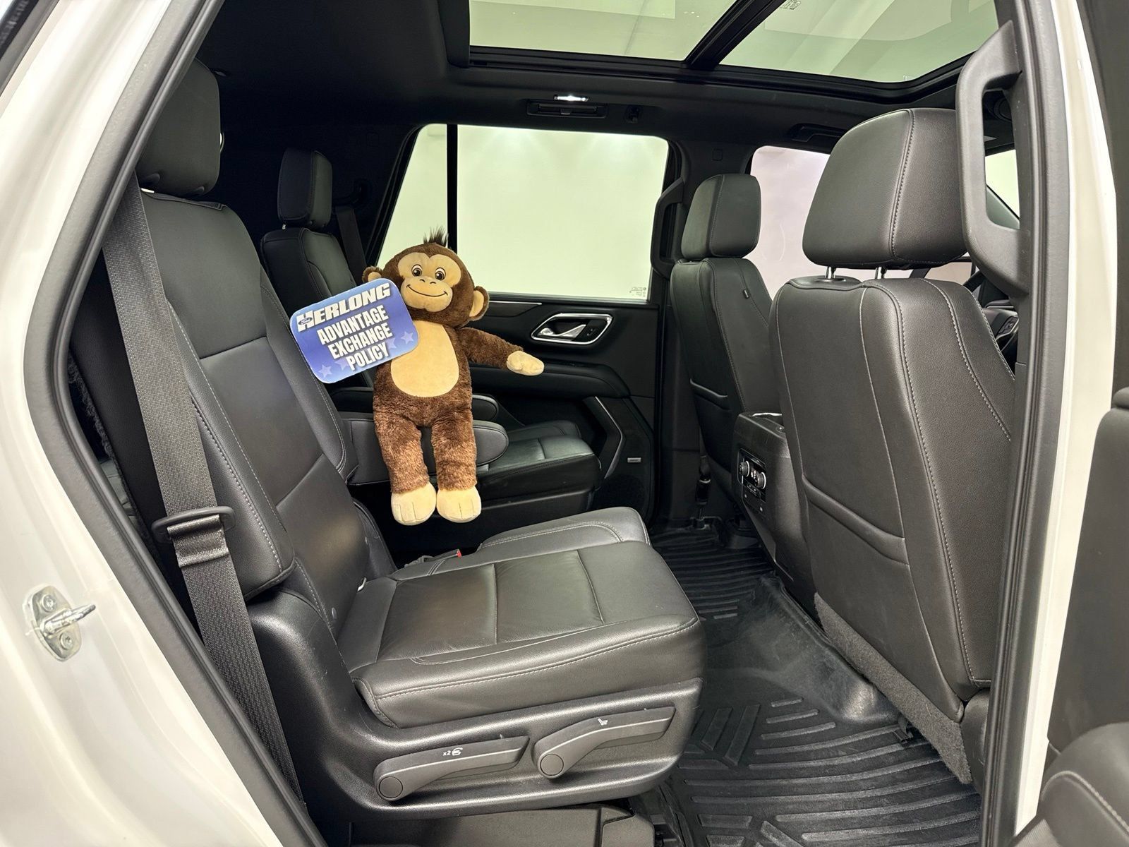 Used 2022 Chevrolet Tahoe Z71 AWD/4WD image 32