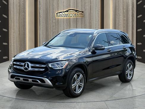 Used 2022 Mercedes-Benz GLC 300 w/ Premium Package Lite image 6