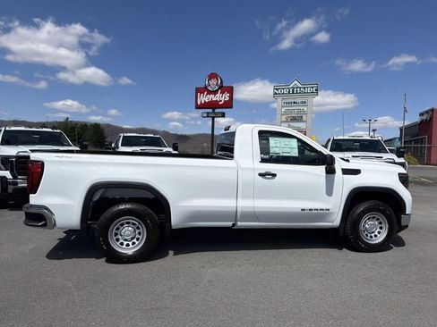 New 2026 GMC Sierra 1500 Pro AWD/4WD image 5