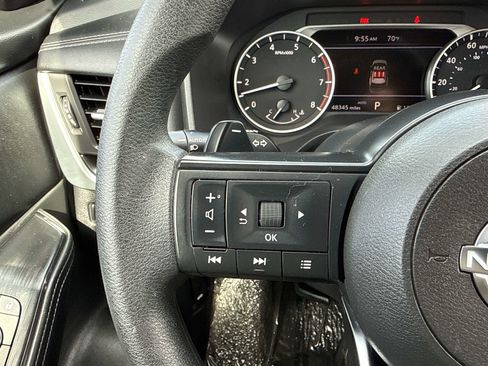 Used 2024 Nissan Rogue SV AWD/4WD image 24