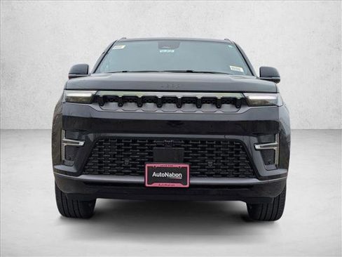 New 2026 Jeep Grand Wagoneer L Limited image 5