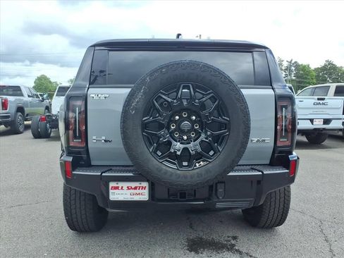 New 2026 GMC Hummer EV SUV AWD/4WD image 6