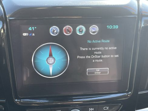 Used 2019 Chevrolet Traverse LT image 28