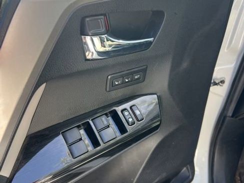 Used 2017 Toyota RAV4 Limited w/ Advanced Technology Package image 17