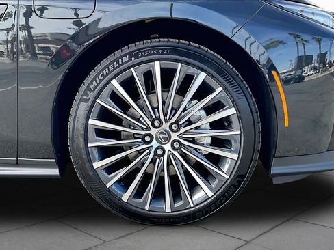 New 2026 Lexus ES 350e FWD image 9