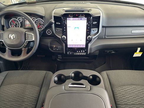 New 2026 RAM 2500 Big Horn AWD/4WD image 14