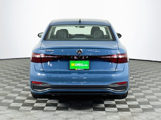 Used 2025 Volkswagen Jetta SE FWD image 7