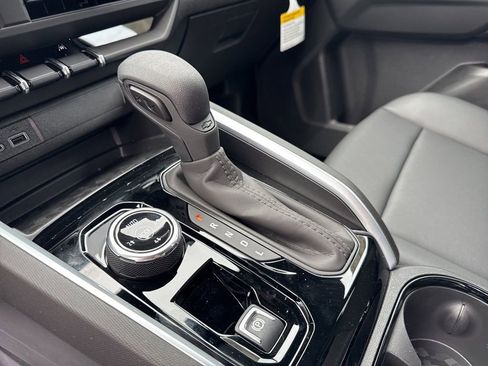 New 2026 Chevrolet Colorado Trail Boss AWD/4WD image 17