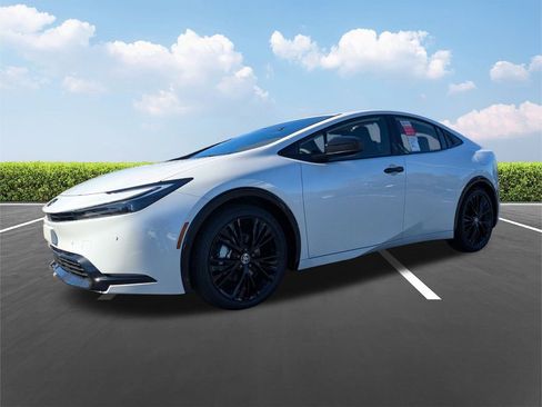New 2026 Toyota Prius Plug-In Hybrid FWD image 55