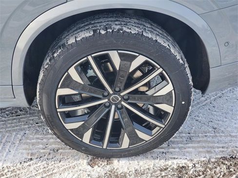 New 2026 Volvo XC90 T8 Ultra image 7