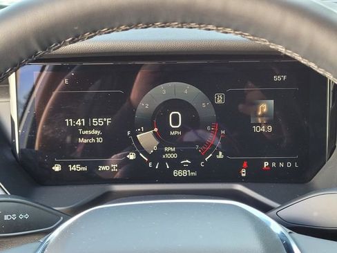 Used 2025 GMC Acadia Elevation image 22