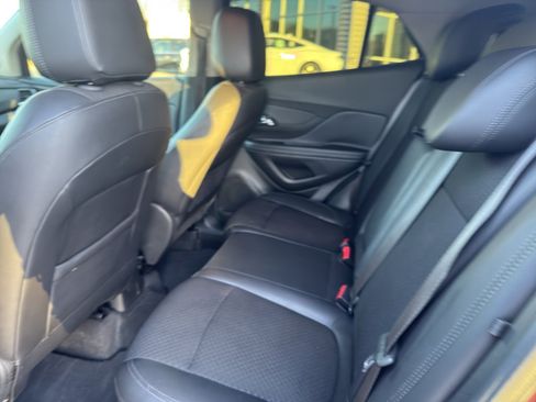 Used 2018 Buick Encore Preferred image 28