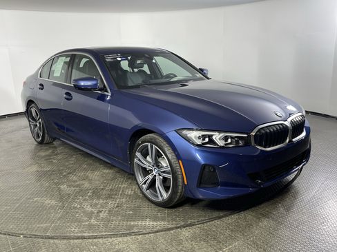 Certified 2024 BMW 330i xDrive Sedan w/ Premium Package image 3