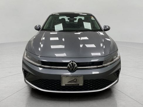 New 2026 Volkswagen Jetta SE image 9