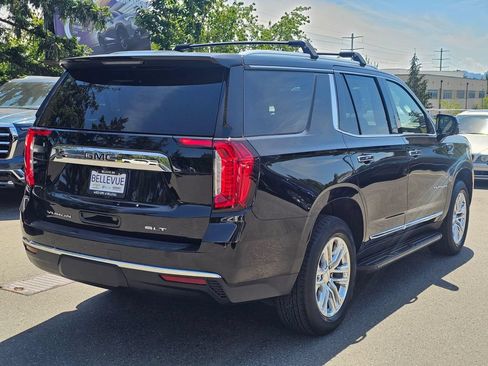 Used 2023 GMC Yukon SLT w/ SLT Premium Package AWD/4WD image 5