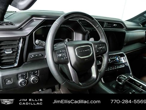Used 2023 GMC Sierra 1500 Denali Ultimate AWD/4WD image 4