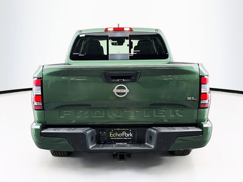 Used 2024 Nissan Frontier SL w/ Technology Package image 7