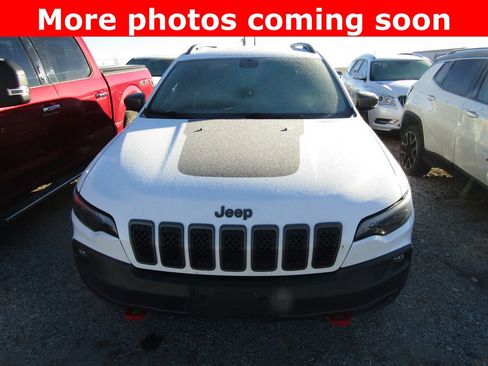 Used 2020 Jeep Cherokee Trailhawk image 8